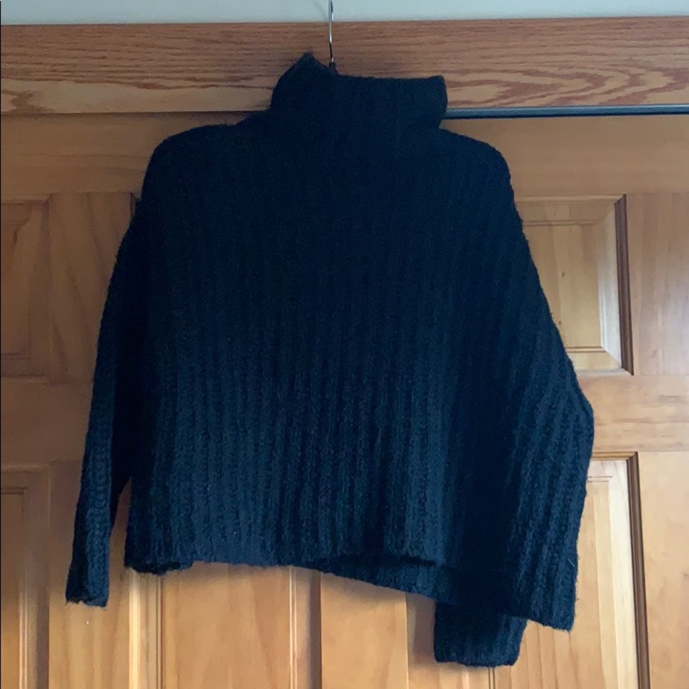 Free People Black Chunky Turtleneck V‑Neck Sweater